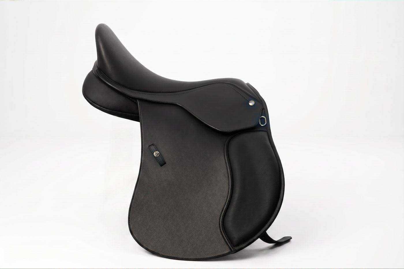 Black Leather General Purpose Saddle